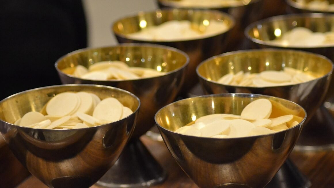 Shared Servers: Optimizing Performance Through Intelligent Resource Allocation