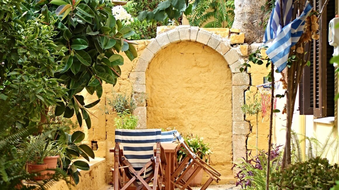 Beyond Servers: Choosing Hosting For Digital Growth