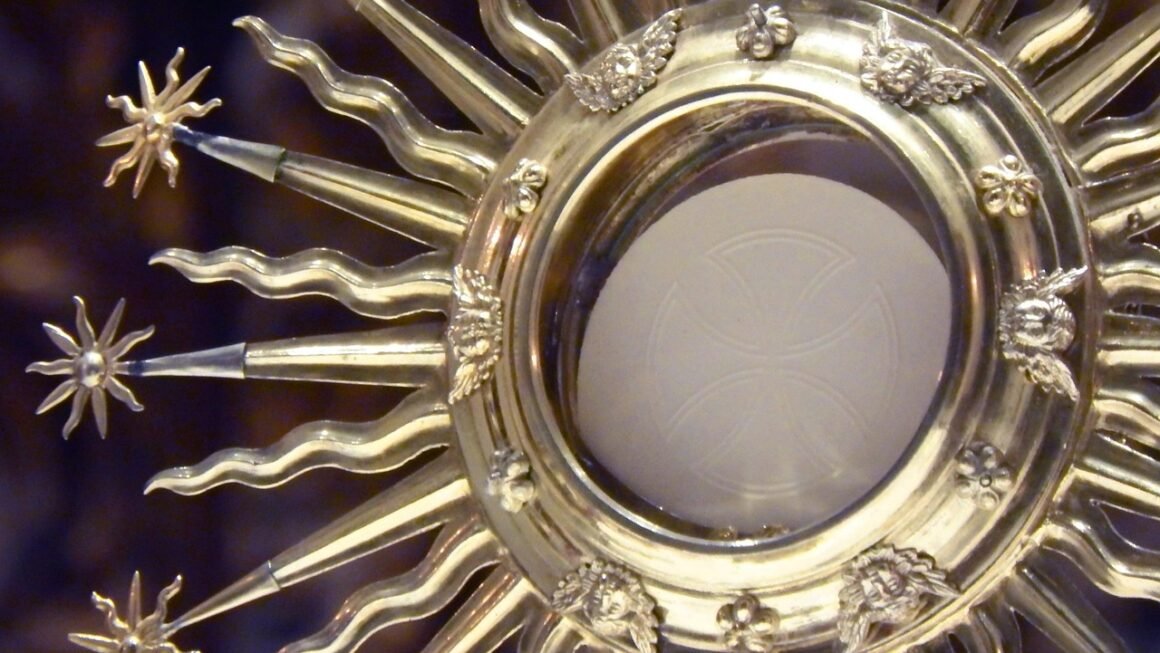 Free Domain Hosting: Risks, Rewards, And Real Alternatives